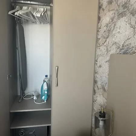 Lux Kg 2 Apartman *